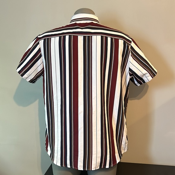 Striped Short Sleeve Shirt Large Burgundy - Picture 4 of 10